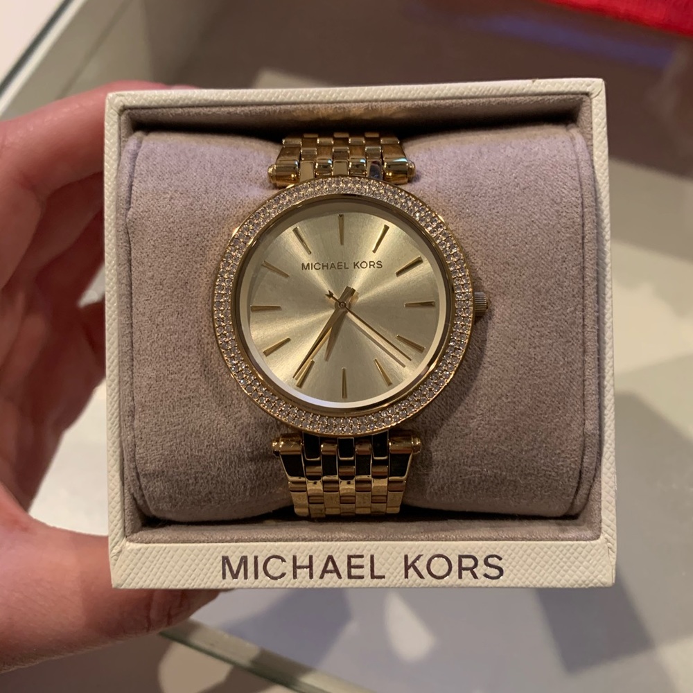 MICHAEL KORS Gold Watch